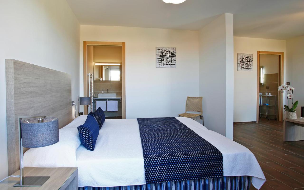 Hotel Funtana Marina LʼÎle-Rousse Eksteriør bilde