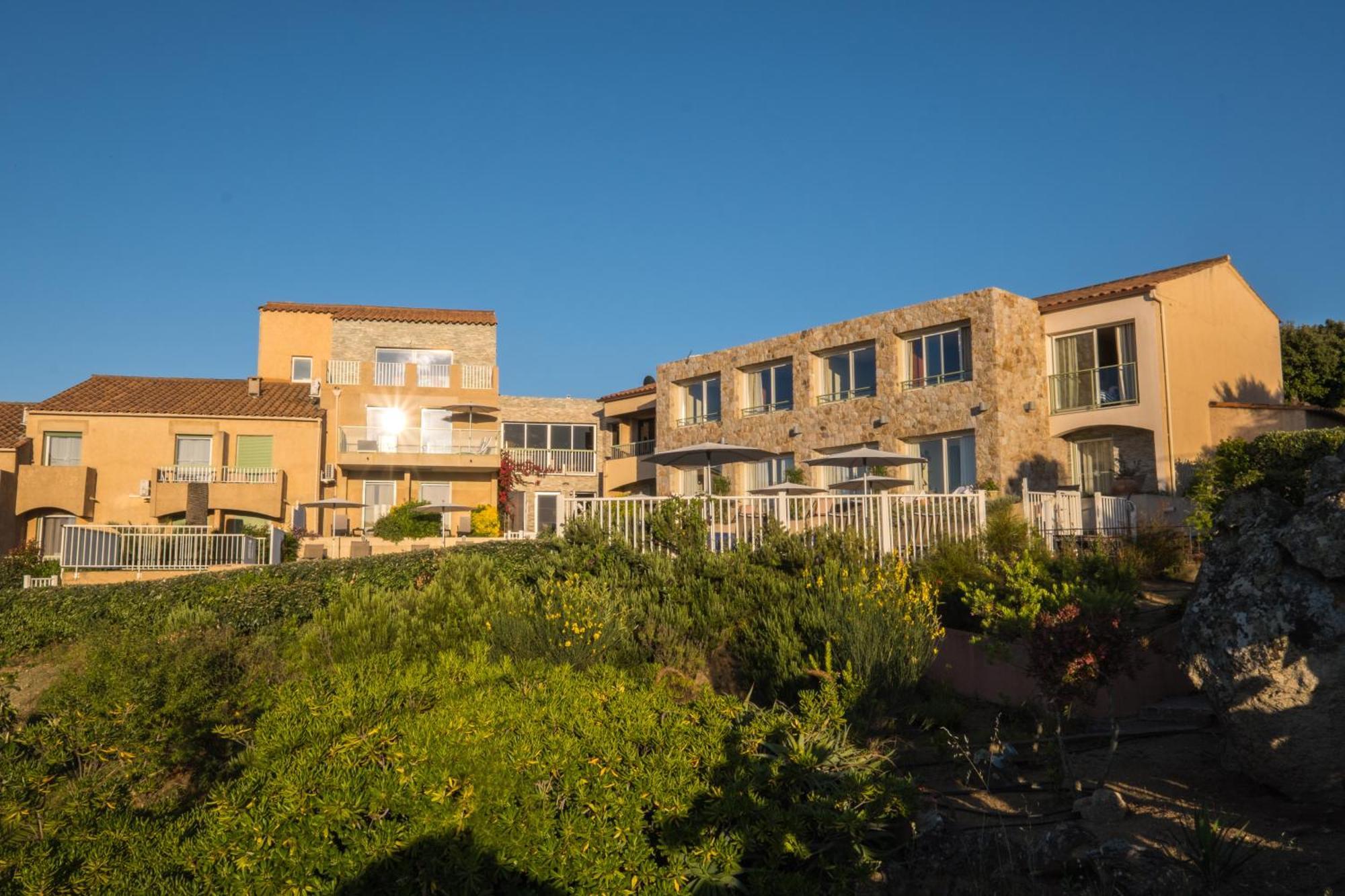 Hotel Funtana Marina LʼÎle-Rousse Eksteriør bilde