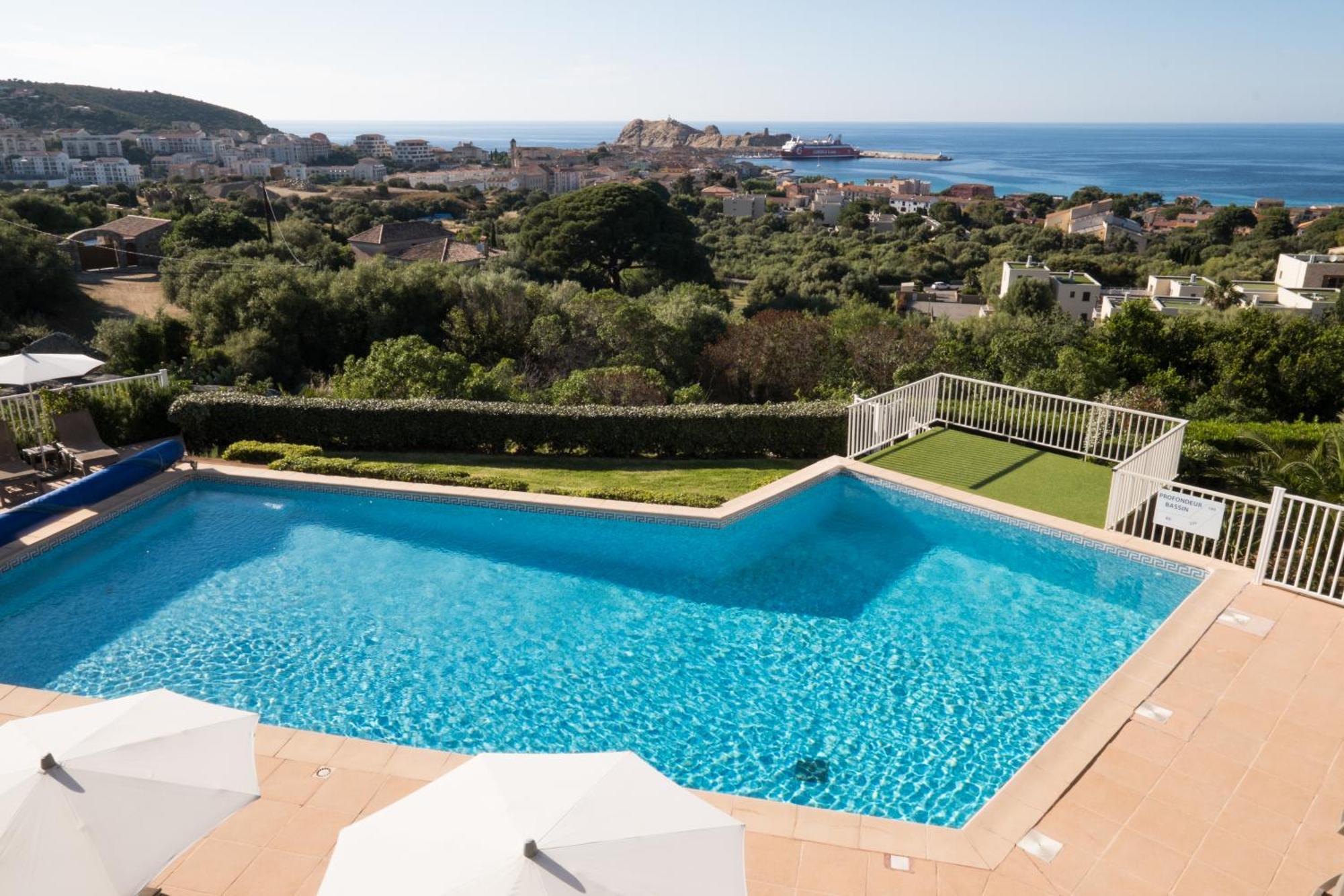 Hotel Funtana Marina LʼÎle-Rousse Eksteriør bilde