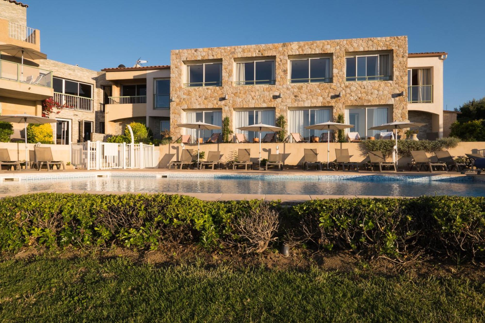 Hotel Funtana Marina LʼÎle-Rousse Eksteriør bilde
