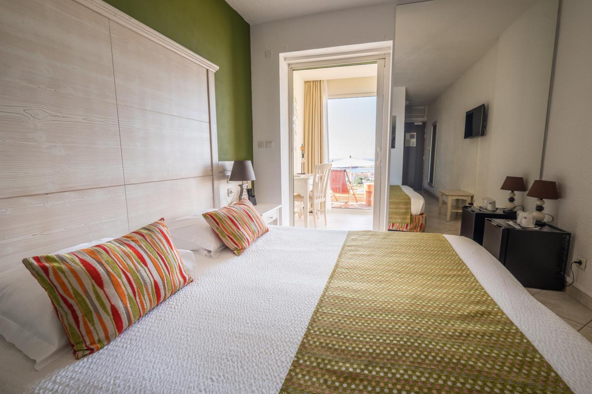 Hotel Funtana Marina LʼÎle-Rousse Eksteriør bilde