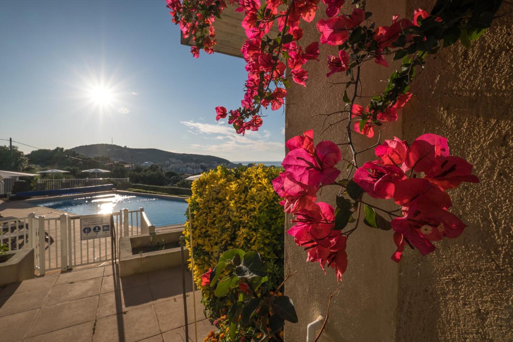 Hotel Funtana Marina LʼÎle-Rousse Eksteriør bilde